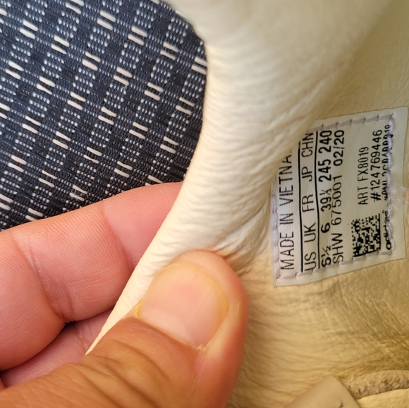 Adidas Pharrell Hu shoes - Picture 4 of 4